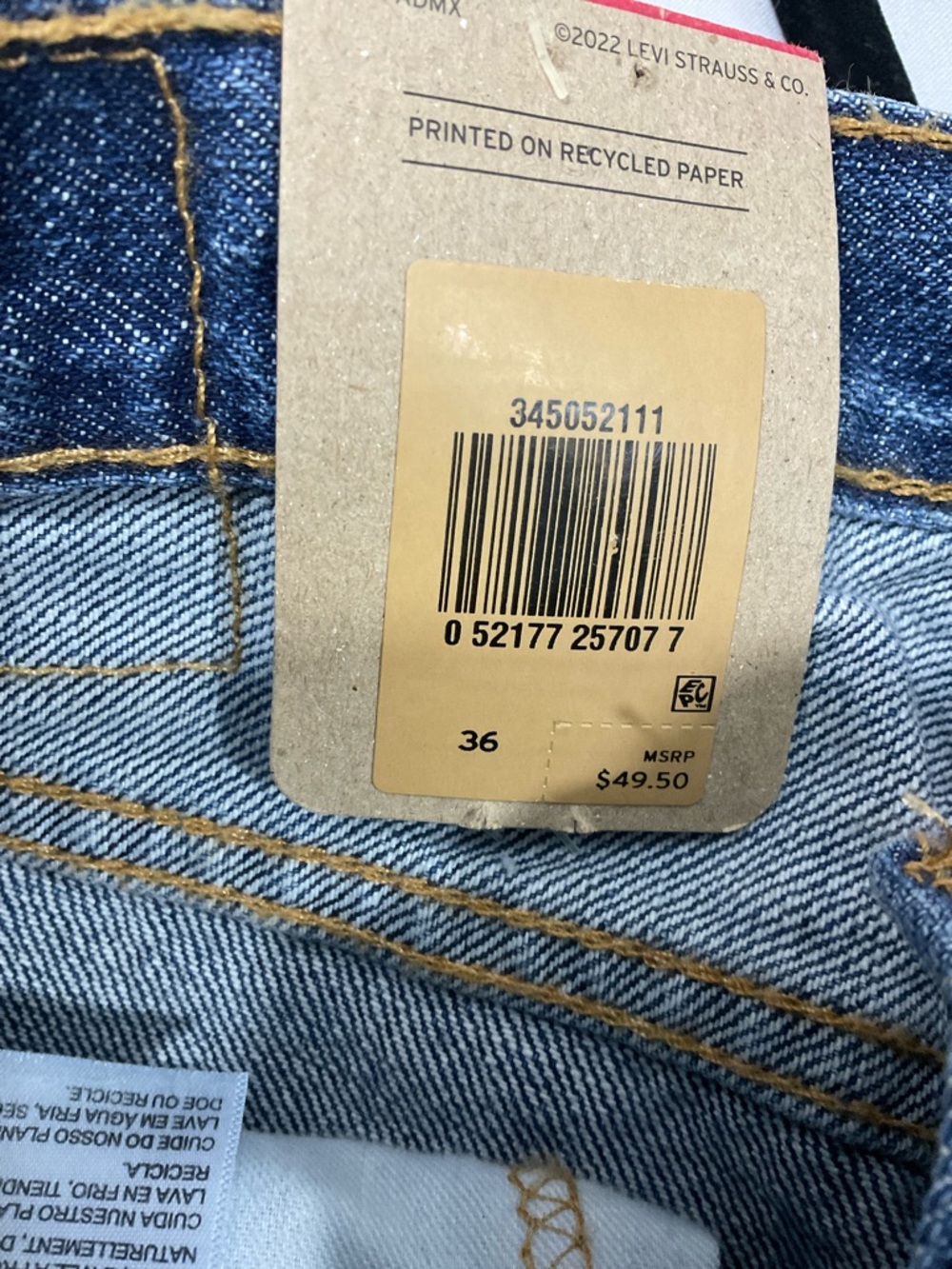 Levi's Classic Blue Denim Jean Shorts - Picture 4 of 5